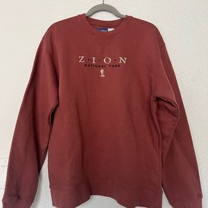 Zion national park crew neck sweatshirt. Never been worn